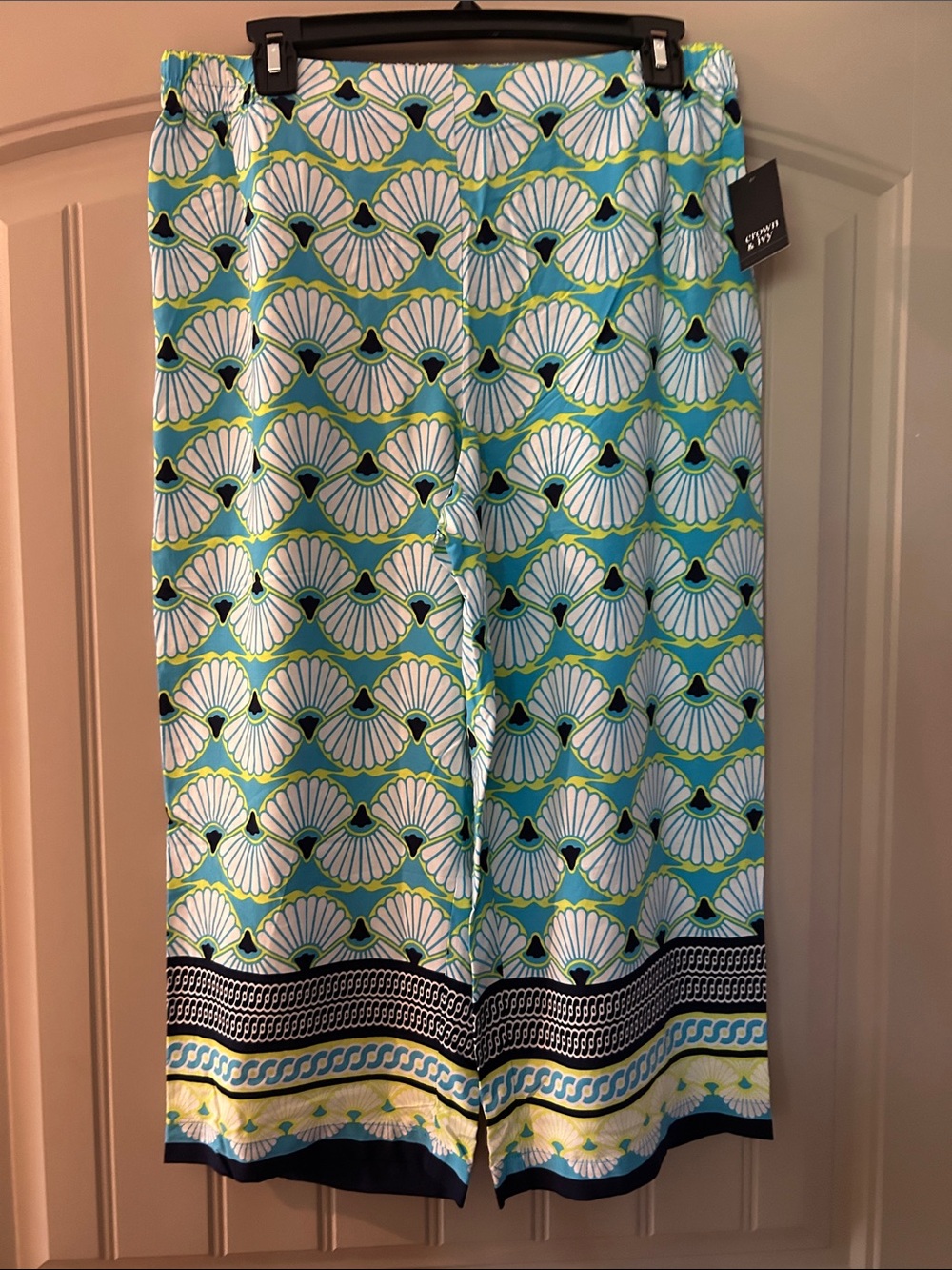 NWT Crown & Ivy Turquoise, White & Lime Printed Pants